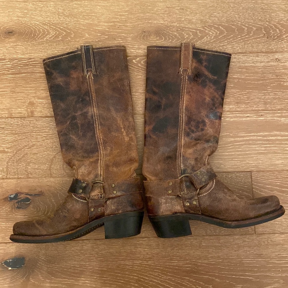 Harness 12R Frye Boots 6 Womens